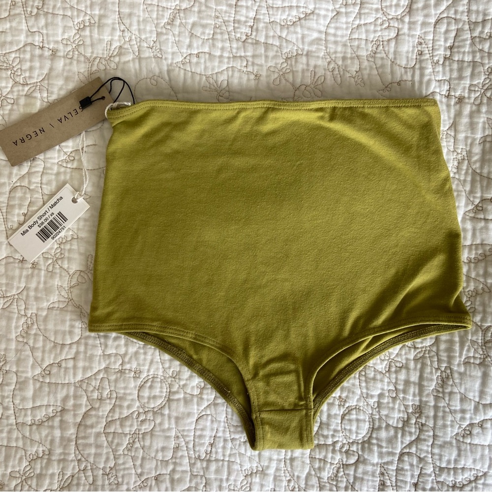 NWT Selva Negra mia body short xs